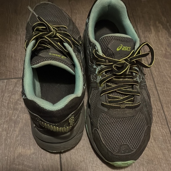 ASICS gel - Picture 3 of 3